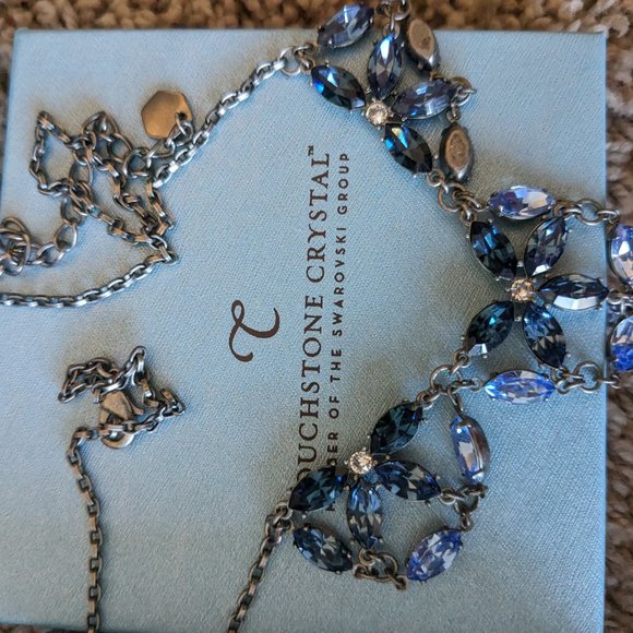 Women's Necklaces and 1 Bracelet (Juicy Couture) - Picture 3 of 6